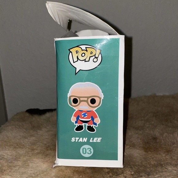 Funko Pop! Stan Lee #03 Superhero Red Suit Comikaze Exclusive Vinyl Figure - Picture 2 of 5